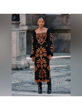 Farm Rio Black Cornely Ainika Embroidered Heart Midi Dress